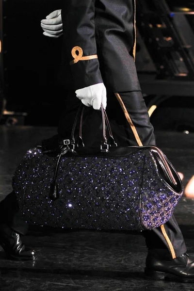 Look 20